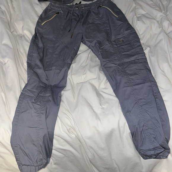 Jannuu Grey Scrubs - Picture 3 of 7